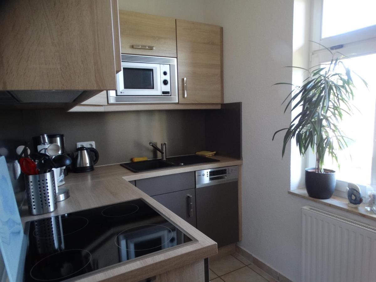 Deutsches Haus Apartments Ломе Екстериор снимка