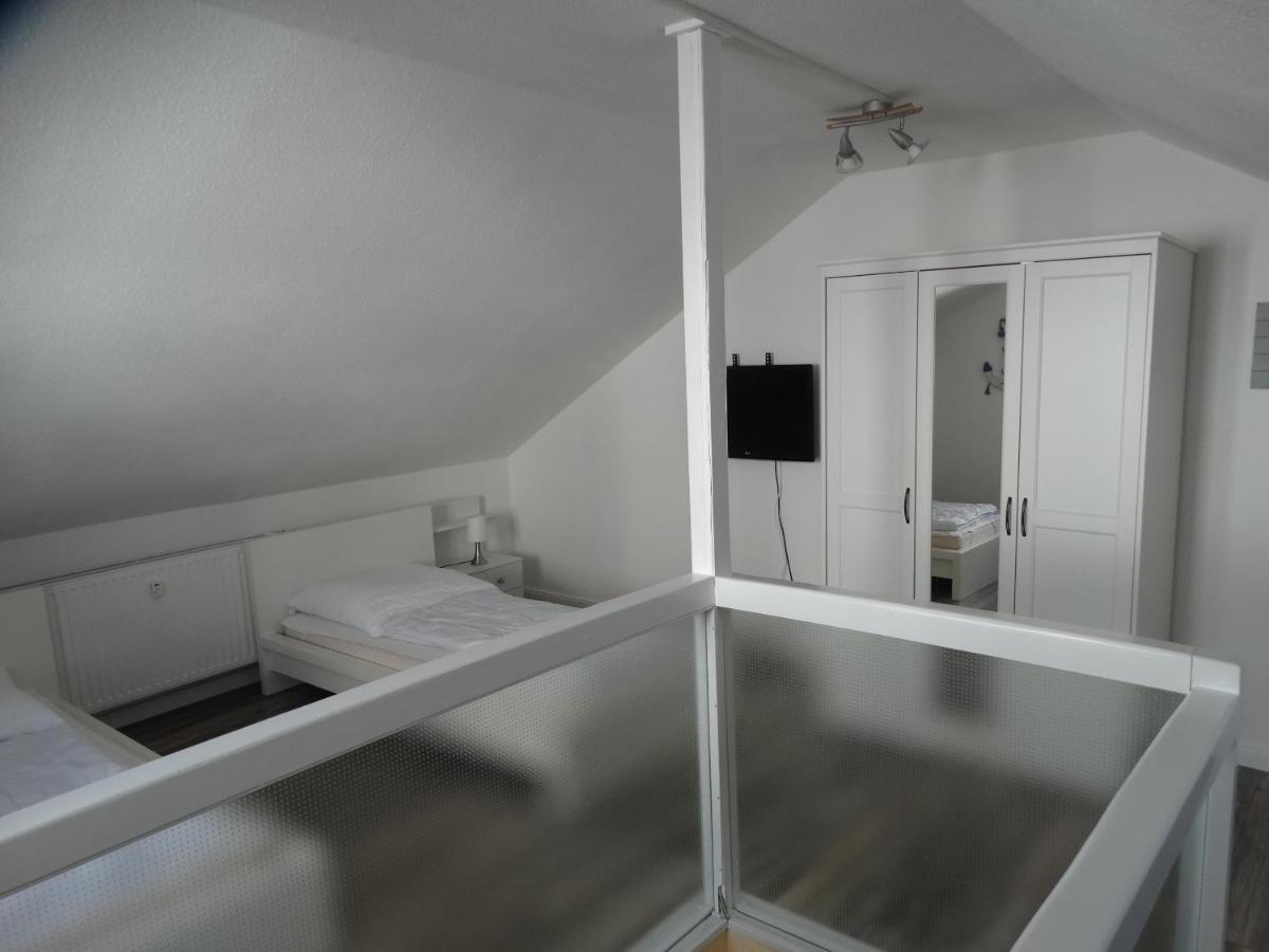 Deutsches Haus Apartments Ломе Екстериор снимка