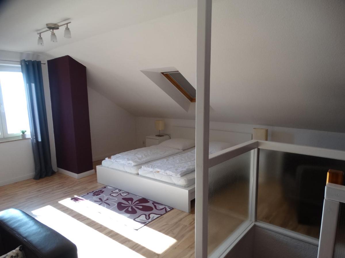 Deutsches Haus Apartments Ломе Екстериор снимка
