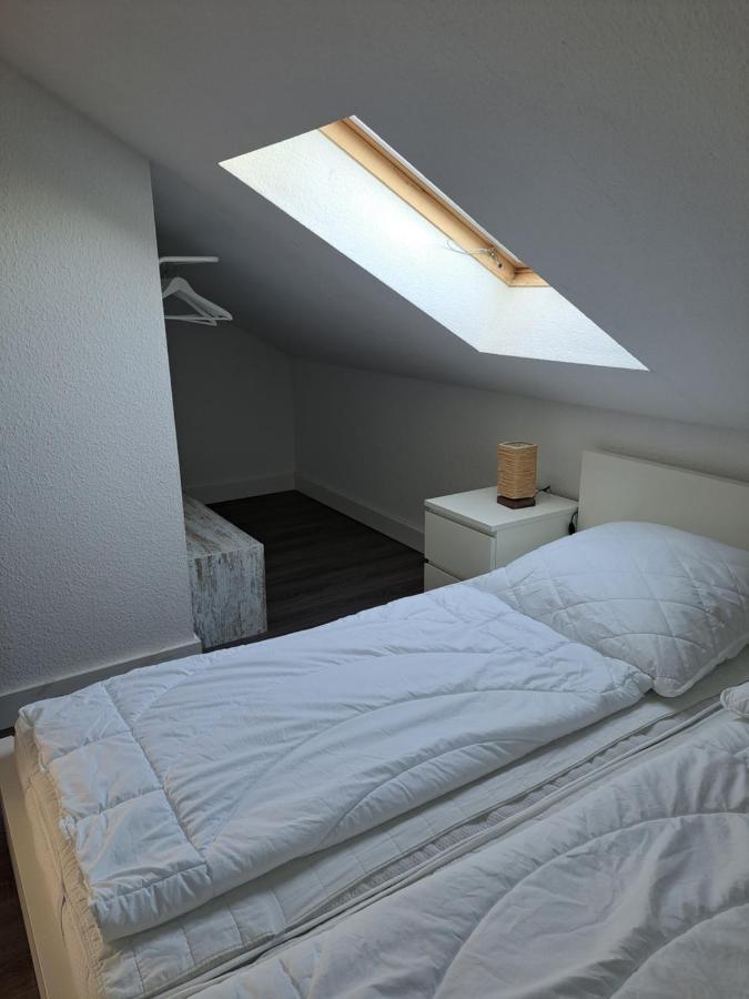 Deutsches Haus Apartments Ломе Екстериор снимка