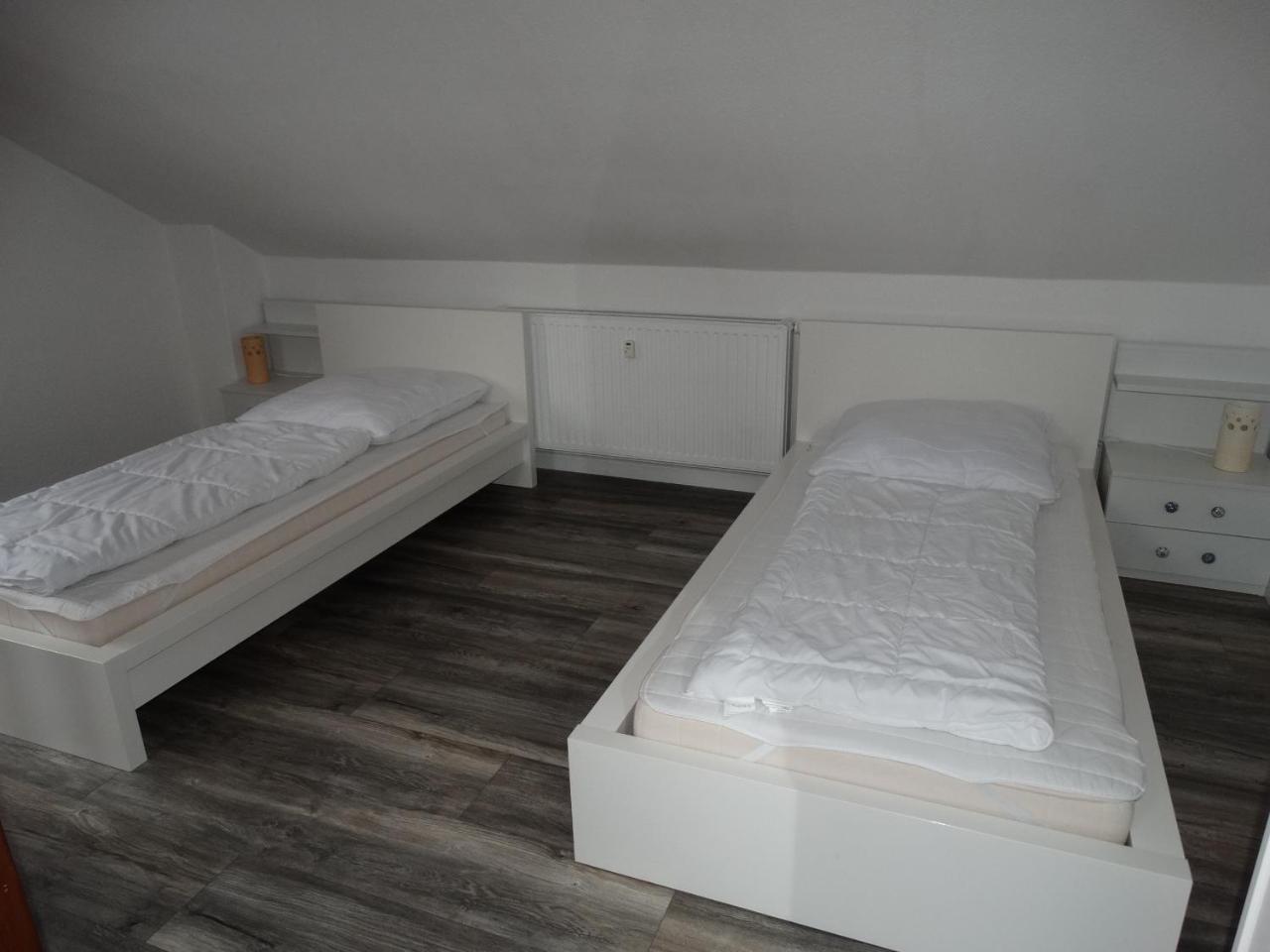 Deutsches Haus Apartments Ломе Екстериор снимка